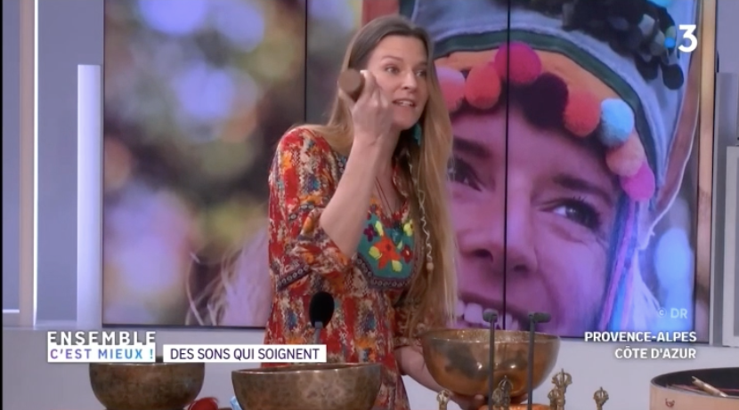 Lire la suite à propos de l’article L’Harmonie des sons à l’honneur : Un regard sur la Sonothérapie à la télévision